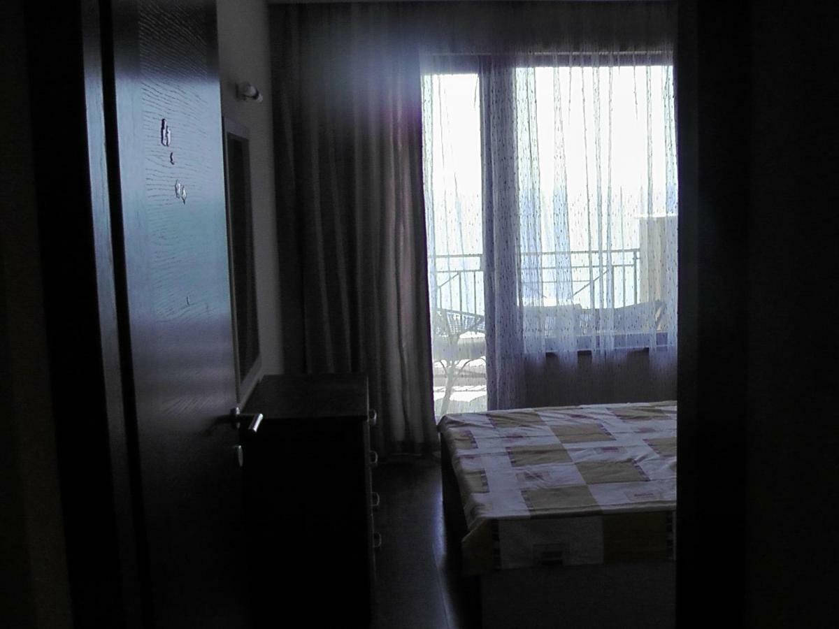 Адмирал- Сирена Golden Sands Bagian luar foto